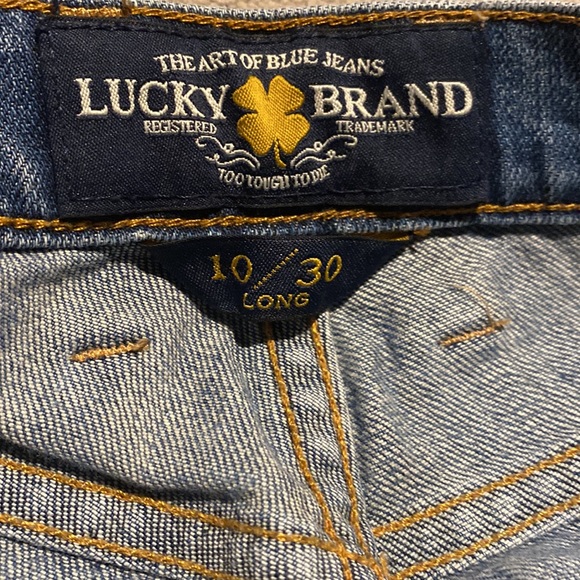 LUCKY BRAND  BOOT CUT JEANS🍀 - Picture 2 of 9